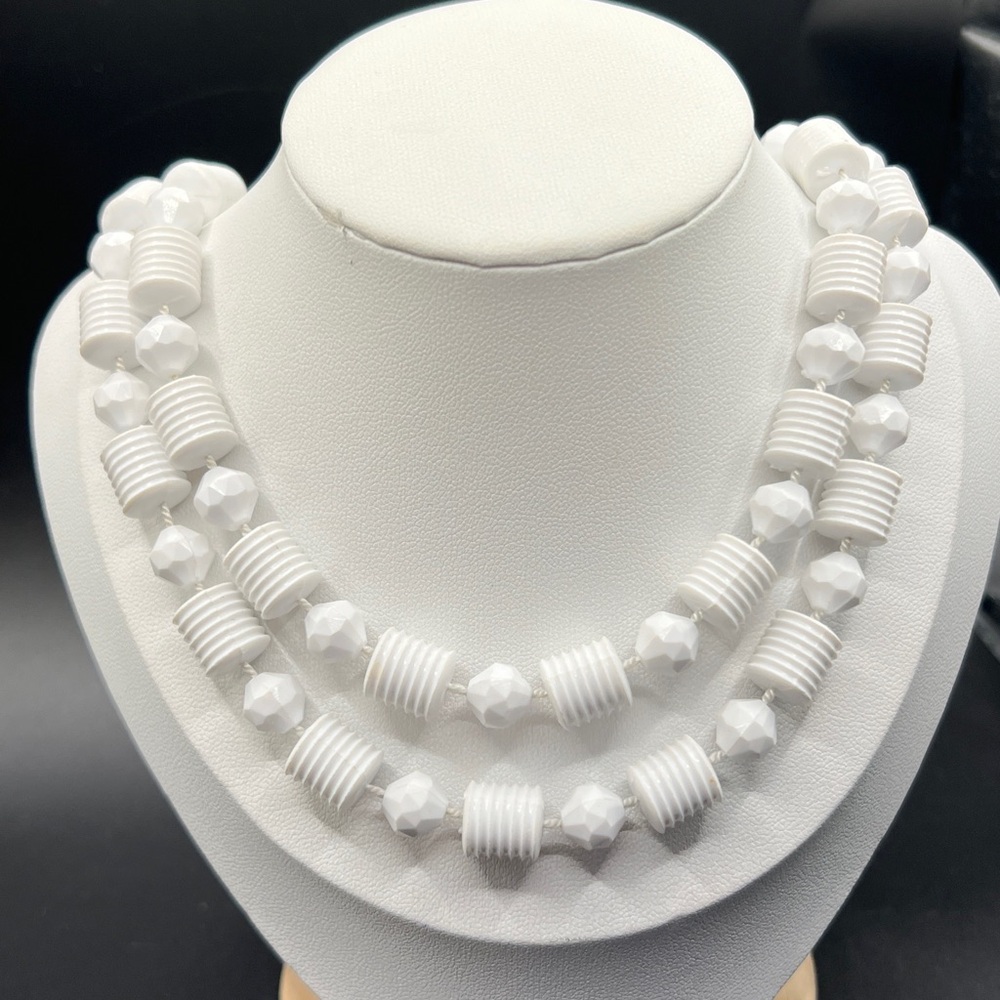 Vintage Hong Kong textured Beaded Necklace